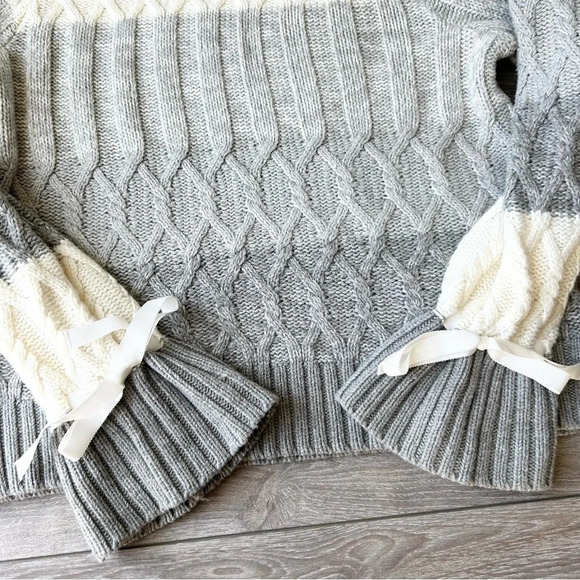 Max Studio Colour  Block Wool Blend Cable Knit Ruffle Sleeve Sweater - Picture 9 of 13